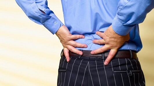 Symptoms and manifestations of lumbar osteochondicity