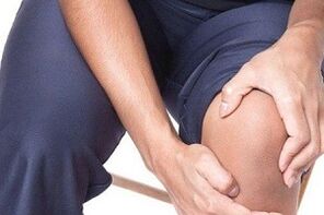 self-massage of the knee joint for joints